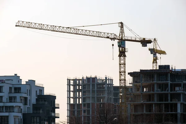 Turmdrehkräne Und Hohe Wohnhäuser Bau Immobilienentwicklung — Stockfoto