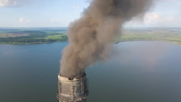 Vista Aerea Della Centrale Carbone Tubi Alti Con Fumo Nero — Video Stock