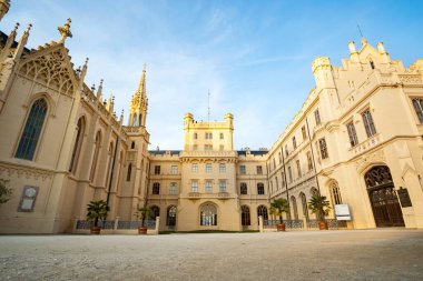 Çek Cumhuriyeti, Moravya 'daki Lednice Şatosu. UNESCO Dünya Mirası Alanı.