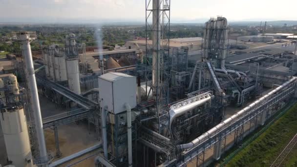 Luchtfoto Van Petrochemische Fabriek Voor Aardolie Aardgasraffinage Met Structuur Van — Stockvideo