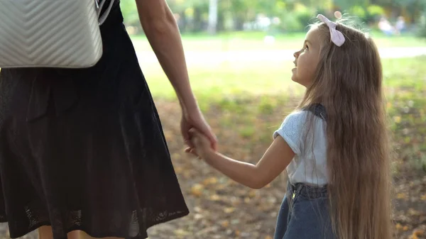 Young Mom Her Small Daughter Long Hair Walking Together Holding — Stock Photo, Image