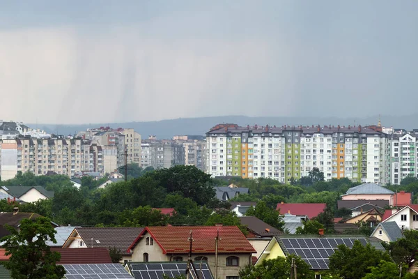 Paisaje Nubes Oscuras Que Forman Cielo Tormentoso Durante Tormenta Sobre — Foto de Stock