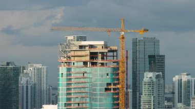 Miami, Florida. Amerikan megapolis 'inin inşaatı devam ediyor.