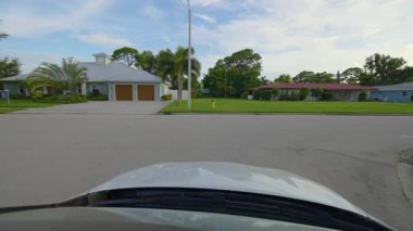 Venedik 'te şehir caddesinde araç kullanma. Ulaşım ve trafik kavramı