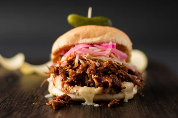 Pulled pork sandwich — Stock Photo, Image