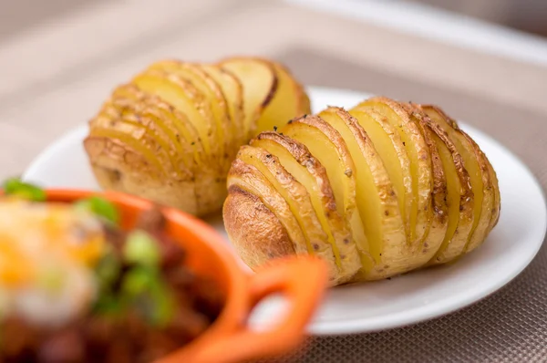 Patatas al horno hasselback — Foto de Stock