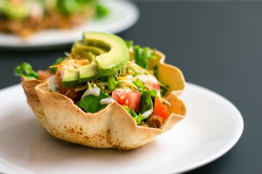 Taco salatası kabuk