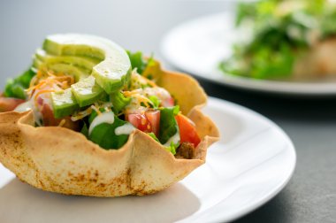 Tortilla kase salata