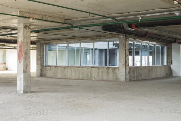 Interior do centro de negócios em construção — Fotografia de Stock