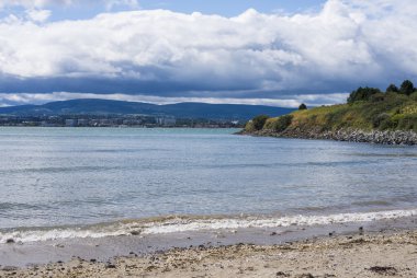 Dublin Körfez sahil peyzaj. Irishtown, İngiltere