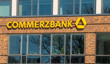 Rostock, Almanya - May12, 2016: Commerzbank Ag, Alman küresel bankacılık ve finansal hizmetler şirketi.