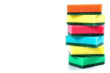 Beyaz arka plan üzerinde izole mutfak sünger