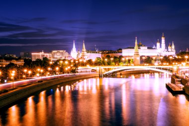 Gece Moskova Kremlin görünümünde. Rusya