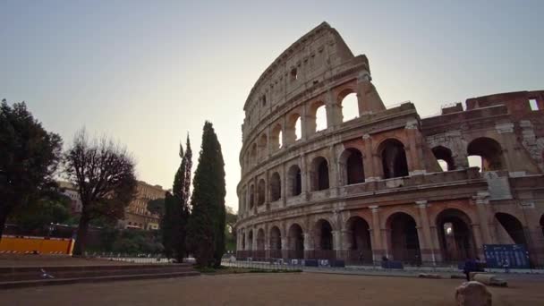 Rom, Italiaan - 17. April 2018: Colosseum in Rome, Italië — Stockvideo