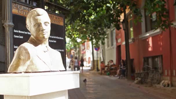 Izmir - 2015 júliusáig: Dario Moreno street - Asansor — Stock videók