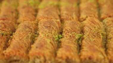 Türk tatlı fıstıklı kadayıf