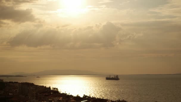 Západ slunce v zálivu Izmir — Stock video