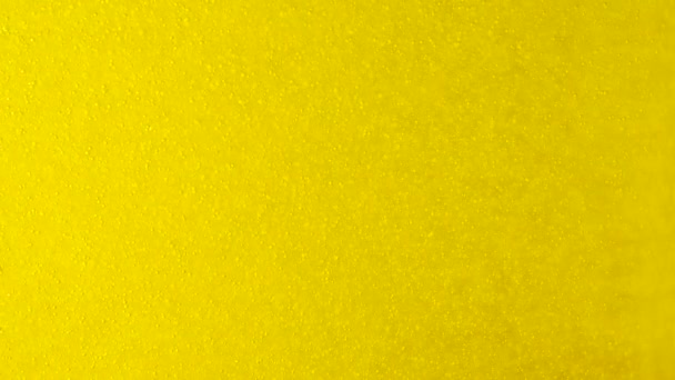 橄榄油，金色的泡泡 （微距镜头) — 图库视频影像