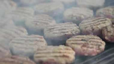 Barbekü grliling şiş köfte Kırcaali Türk Festivali - Bulgaristan