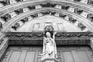 Statue of Saint Nicolas