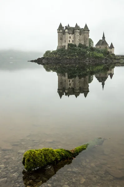 Chateau de Val in a foggy morning — Stock Photo, Image