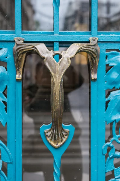 Porta estilo Art Nouveau — Fotografia de Stock