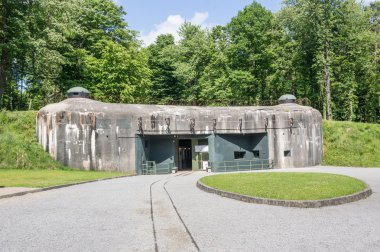Ouvrage Schoenenbourg Maginot hattının üzerinde