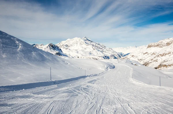 Piste di montagna di sci — Foto Stock