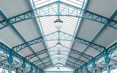 Sebze pazarı çatısı