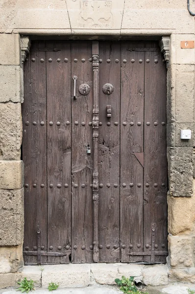 Antigua puerta de madera marrón — Foto de Stock