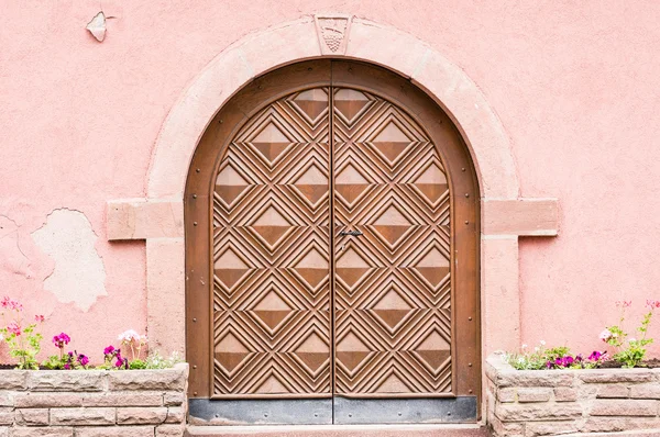 Porte en bois typique — Photo