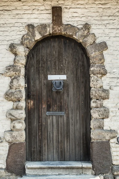 Vecchia porta in legno — Foto Stock