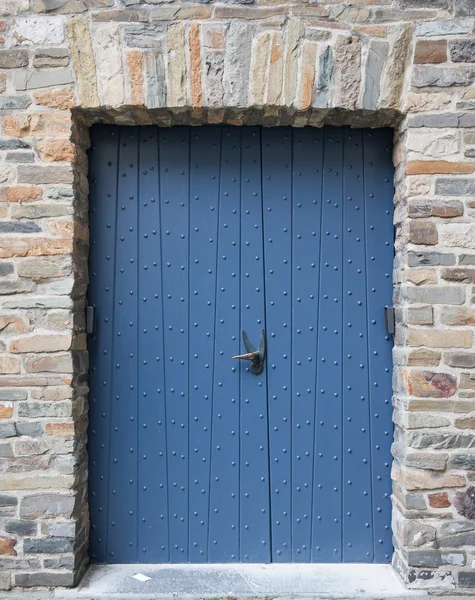 古い青い木製のドア — ストック写真