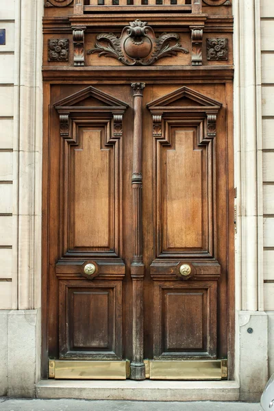 Régi barna ajtó — Stock Fotó
