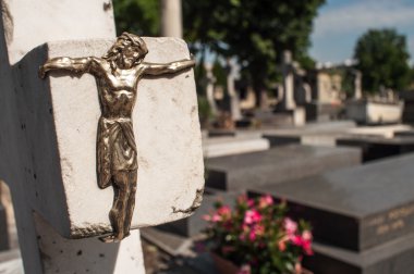 İsa'nın bronz heykel