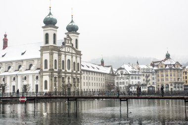 Lucerne Cizvit Kilisesi