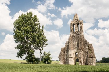 Harabe Sainte Madeleine Kilisesi
