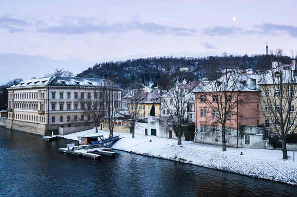 Inverno calmo Praga rua — Fotografia de Stock