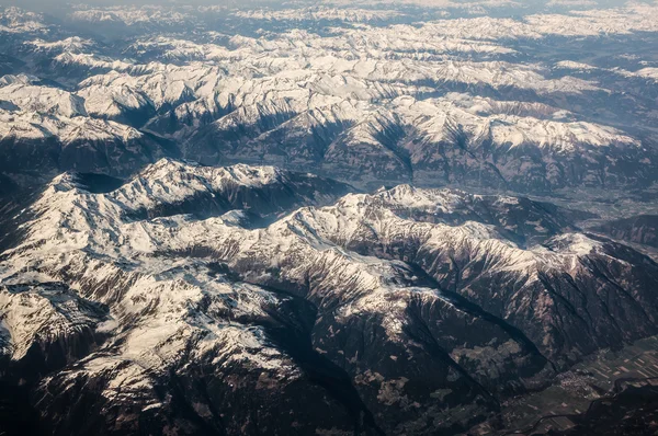 被雪覆盖的阿尔卑斯山 — 图库照片