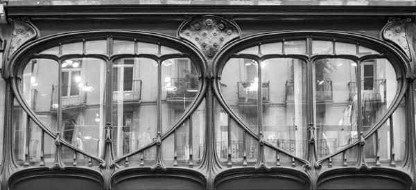 Fasada w stylu art nouveau — Zdjęcie stockowe