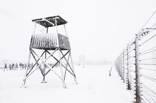 Campo de concentração coberto de neve — Fotografia de Stock