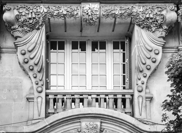 Janela estilo Art Nouveau — Fotografia de Stock