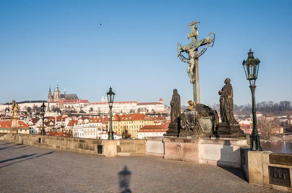 Ponte Charles vazia em Praga — Fotografia de Stock