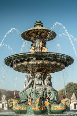 Güzel La Fontaine des Fleuves
