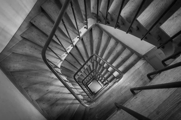 Wooden spiral staircase — Stock Photo, Image