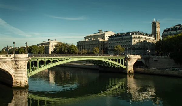 巴黎圣母院桥 — 图库照片