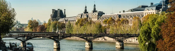 Panorama do Museu do Louvre — Fotografia de Stock