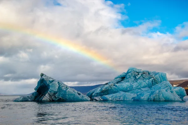 Iceberg às margens de Novaya Zemlya — Fotografia de Stock