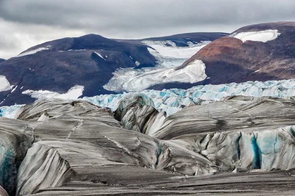 Glaciar Serp-i-Molot en una bahía Oso en Novaya Zemlya — Foto de Stock