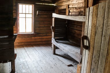 İçinde bir barrack kampı Gulag mahkumlar için